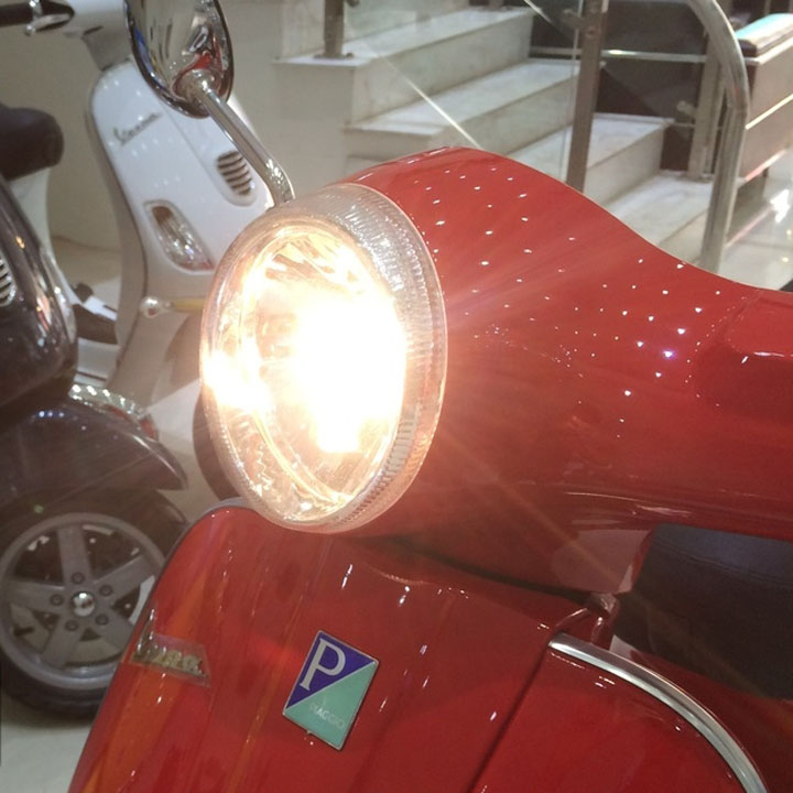 Đèn xe máy không sáng nguyên nhân là do đâu?